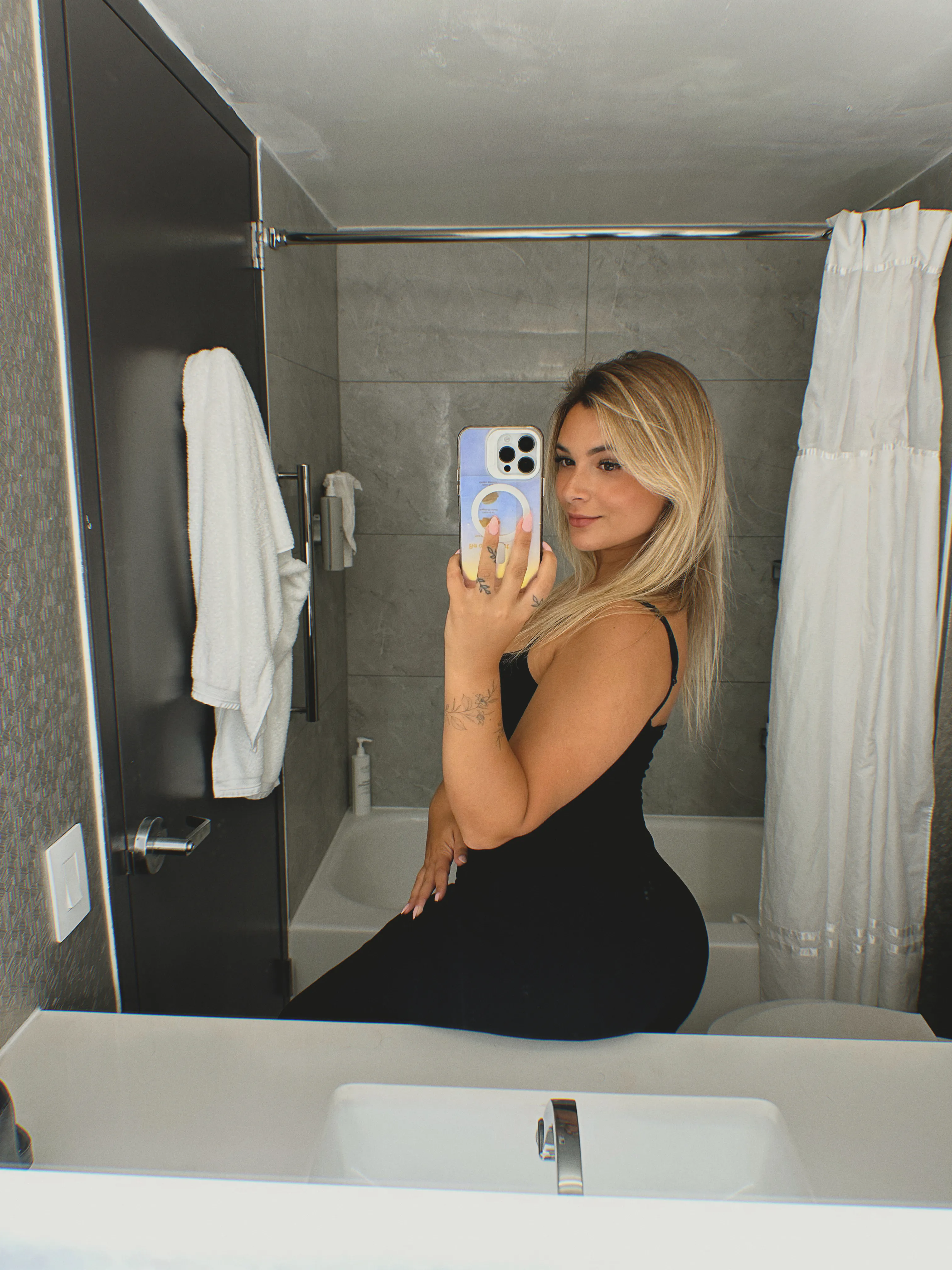 faith marone (@faithmarone) gallery photo 1